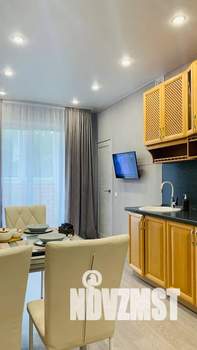 1-к квартира, посуточно, 35м2, 4/10 этаж