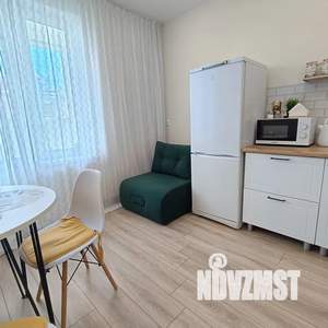 1-к квартира, посуточно, 44м2, 7/17 этаж