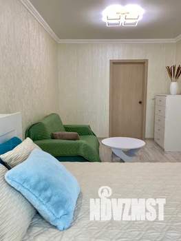 1-к квартира, посуточно, 38м2, 7/16 этаж