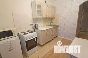 1-к квартира, посуточно, 35м2, 4/9 этаж