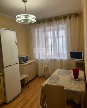 1-к квартира, на длительный срок, 42м2, 7/10 этаж