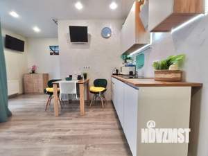 Студия квартира, посуточно, 38м2, 12/17 этаж