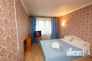 2-к квартира, посуточно, 40м2, 1/1 этаж