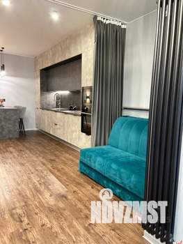 Студия квартира, посуточно, 30м2, 10/19 этаж