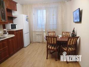 1-к квартира, посуточно, 45м2, 8/17 этаж