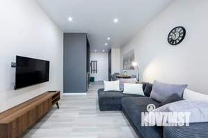 Студия квартира, посуточно, 45м2, 6/9 этаж