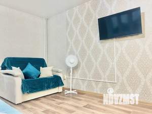 Студия квартира, посуточно, 35м2, 2/2 этаж