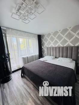 2-к квартира, посуточно, 45м2, 5/5 этаж