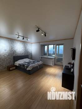 1-к квартира, посуточно, 54м2, 3/9 этаж