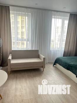 Студия квартира, посуточно, 30м2, 11/18 этаж