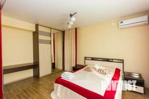1-к квартира, посуточно, 55м2, 1/1 этаж