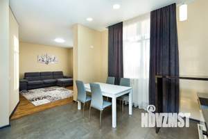 1-к квартира, посуточно, 64м2, 1/1 этаж