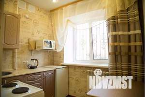 1-к квартира, посуточно, 10м2, 2/5 этаж