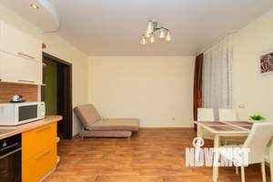 Студия квартира, посуточно, 35м2, 13/16 этаж