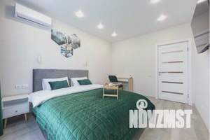 1-к квартира, посуточно, 40м2, 15/23 этаж