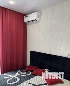 Студия квартира, посуточно, 31м2, 14/20 этаж