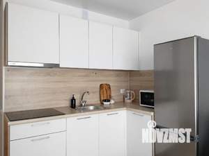 1-к квартира, посуточно, 35м2, 9/16 этаж