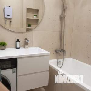 2-к квартира, посуточно, 38м2, 18/23 этаж