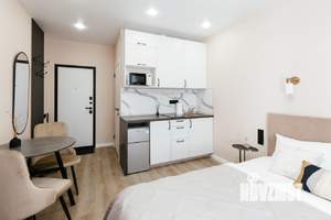 Студия квартира, посуточно, 25м2, 10/25 этаж