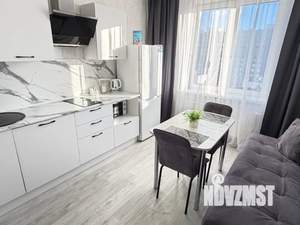 1-к квартира, посуточно, 45м2, 13/18 этаж