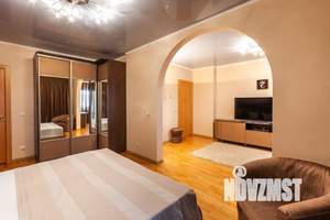 1-к квартира, посуточно, 100м2, 1/1 этаж