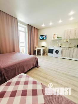 Студия квартира, посуточно, 32м2, 2/19 этаж