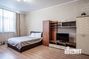 1-к квартира, посуточно, 60м2, 1/1 этаж