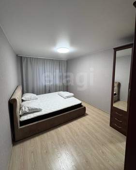 1-к квартира, на длительный срок, 43м2, 4/5 этаж