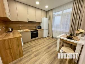 1-к квартира, посуточно, 35м2, 18/25 этаж