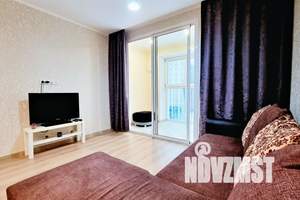 2-к квартира, посуточно, 35м2, 8/10 этаж