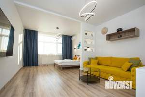 1-к квартира, посуточно, 61м2, 1/1 этаж