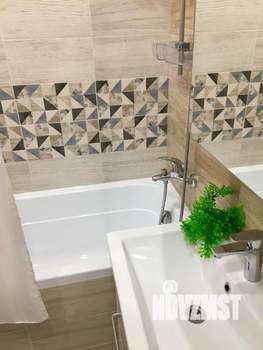 Студия квартира, посуточно, 36м2, 17/19 этаж