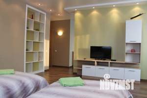 1-к квартира, посуточно, 64м2, 1/1 этаж