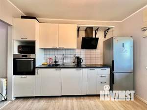 Студия квартира, посуточно, 38м2, 16/20 этаж
