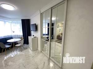 2-к квартира, посуточно, 47м2, 7/24 этаж