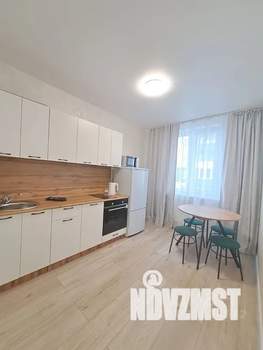 1-к квартира, посуточно, 37м2, 12/16 этаж