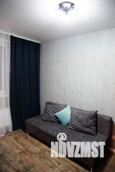 1-к квартира, посуточно, 36м2, 1/1 этаж