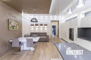 4-к квартира, на длительный срок, 136м2, 3/8 этаж