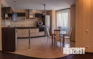 1-к квартира, посуточно, 72м2, 1/1 этаж