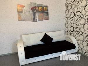 1-к квартира, посуточно, 52м2, 1/1 этаж