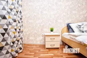 2-к квартира, посуточно, 61м2, 1/1 этаж