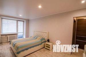 3-к квартира, посуточно, 56м2, 4/5 этаж