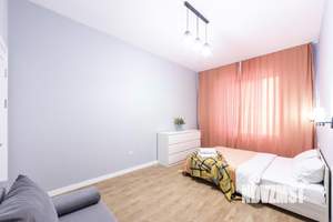 2-к квартира, посуточно, 42м2, 12/19 этаж