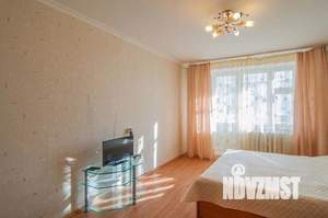 1-к квартира, посуточно, 43м2, 1/1 этаж