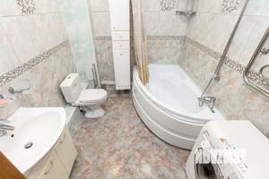 1-к квартира, на длительный срок, 54м2, 3/10 этаж