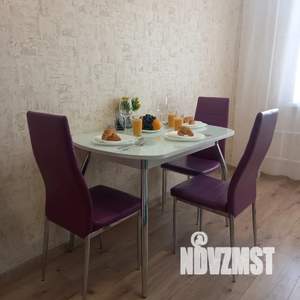 1-к квартира, посуточно, 42м2, 6/12 этаж