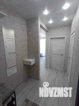 1-к квартира, посуточно, 35м2, 21/23 этаж