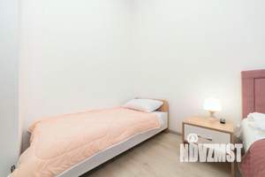1-к квартира, посуточно, 60м2, 1/1 этаж