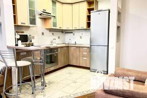 1-к квартира, посуточно, 50м2, 6/9 этаж