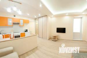Студия квартира, посуточно, 40м2, 7/20 этаж